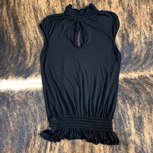 M heart m size Medium black high neck sleeveless top elastic and ruffle bottom - Picture 8 of 8
